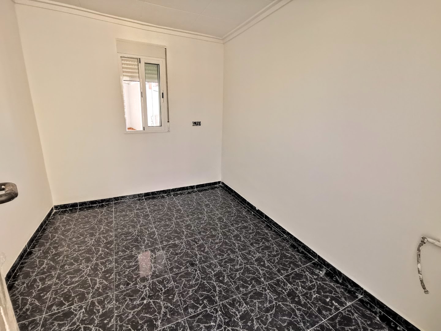 Apartamento único de 10 dormitorios en venta a poca distancia de la playa